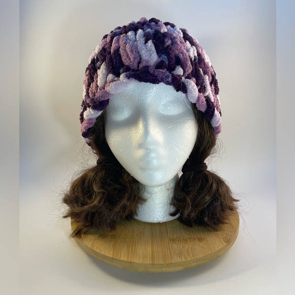 Handmade Kid’s Super Soft & Cozy Winter Hat With Loopy Pom-Pom-Variegated Purple - Picture 4 of 9